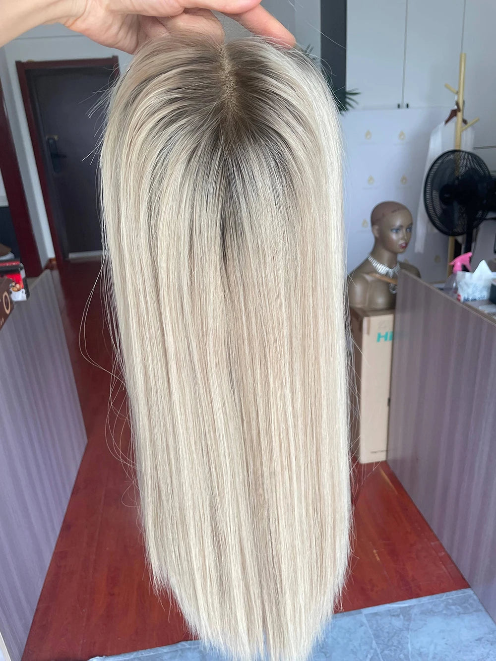 High Quality Human Hair Highlight Ash Blonde 13x6 Lace Frontal Transparent Lace Front Wigs Colored Straight Wigs for White Woman