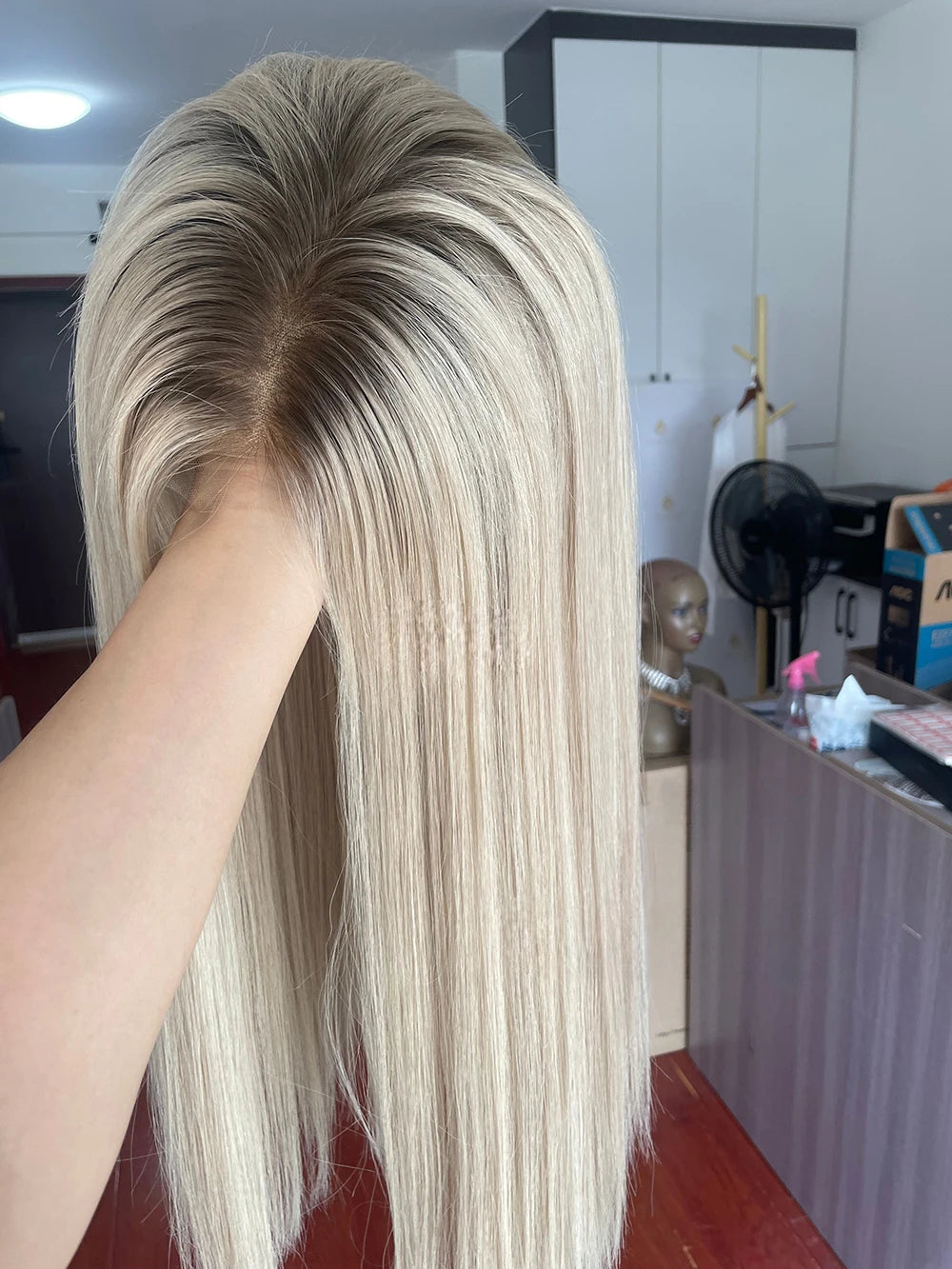 High Quality Human Hair Highlight Ash Blonde 13x6 Lace Frontal Transparent Lace Front Wigs Colored Straight Wigs for White Woman